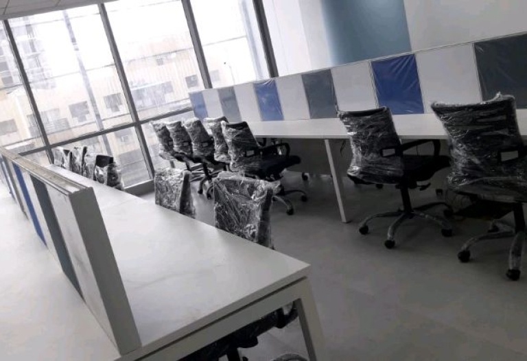 Fully furnished 5000 sqft plug and play office space available for rent in viman nagar pune maharashtra.