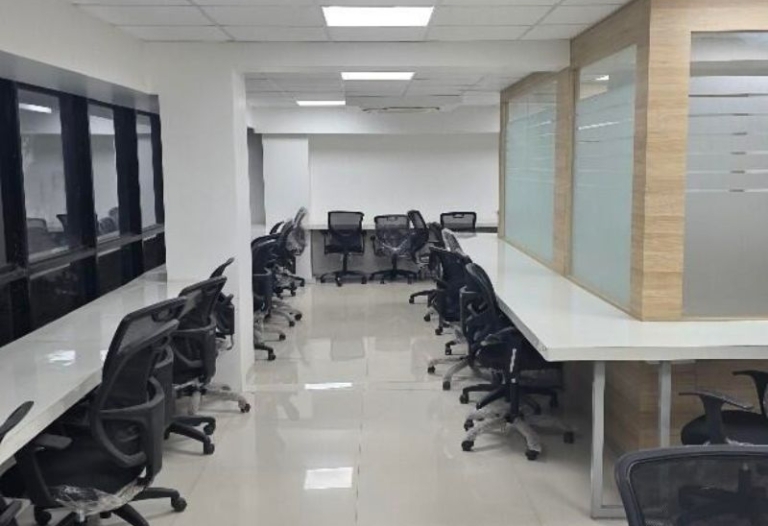 Grade A 2200 Sqft Office for Rent in Baner Pune | Near Balewadi High Street