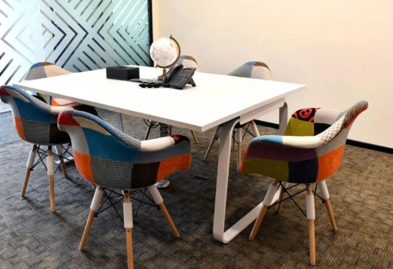 Fully Furnished Office for Rent in Hadapsar Pune &ndash; 2200 Sqft Corporate Space near Amanora Mall