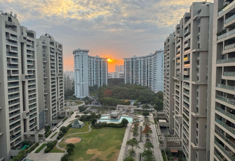 Ultra-Luxury 4.5 BHK Fully Furnished Apartment for Sale | One North, Magarpatta | Seasons Mall 