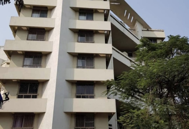 Ultra-Luxury 3 BHK Penthouse with 1150 Sqft Terrace For Sale | Lunkad Orchids, Viman Nagar, Pune