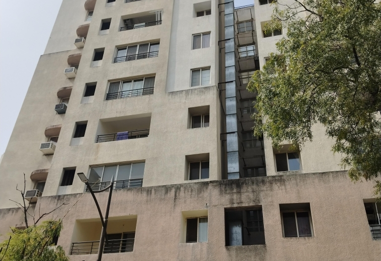 Available Premium Fully Furnished 2 BHK Apartment for Rent | Vascon Marigold, Kalyani Nagar, Pune