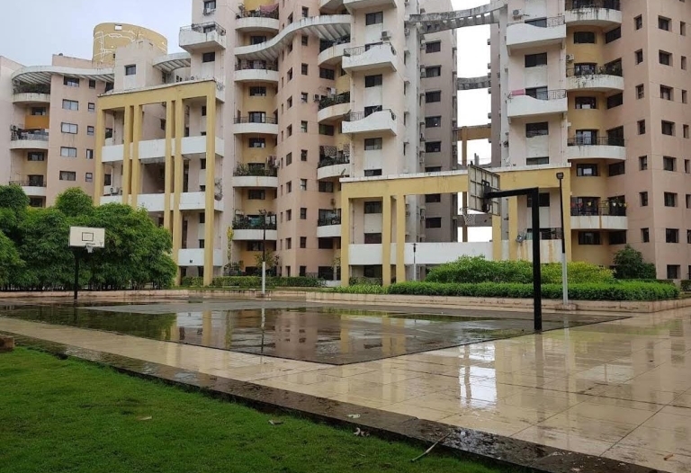 Available Spacious 2 BHK Apartment for Sale | Jasminium, Magarpatta City, Pune