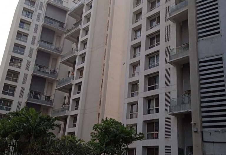 3.5 BHK Apartment for Sale | Marvel Azure | Magarpatta, Pune | Near Amanora Mall