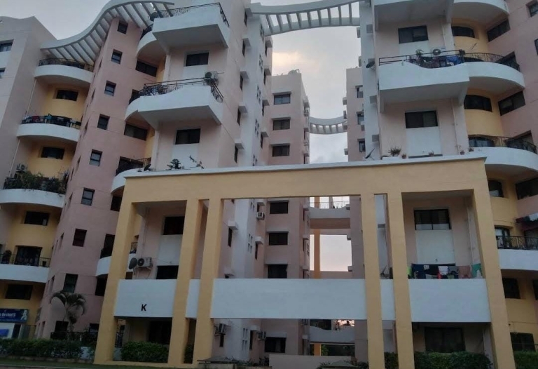2 BHK Apartment for Sale in Magarpatta City, Pune | Jasminium, Near Seasons Mall