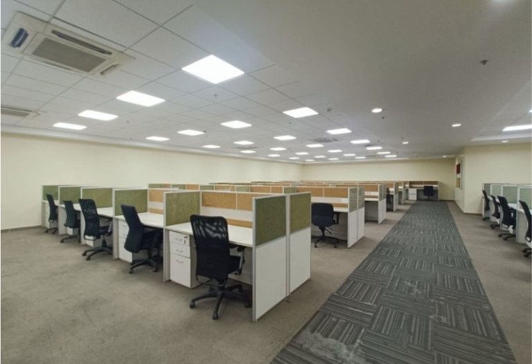 Zero Brokerage | 200 Seater IT Office Space for Rent in Grade A Campus, Phursungi Pune